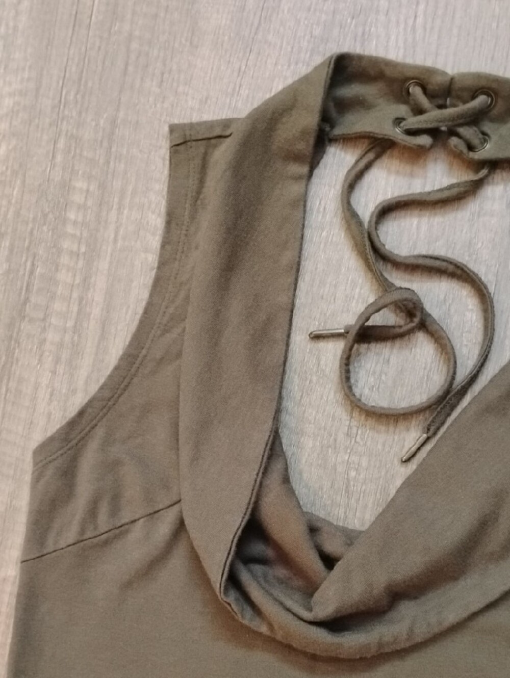 Nomad Olive Green Cowl Tank - Picture 3 of 6